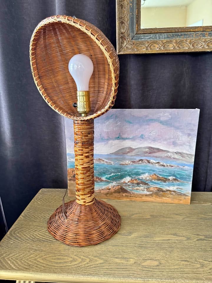 Product photo of Vintage Clam Shell Rattan Lamp