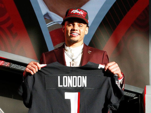 Canzano: Two Pac-12 stars -- Drake London and Marcus Mariota -- now aligned in NFL