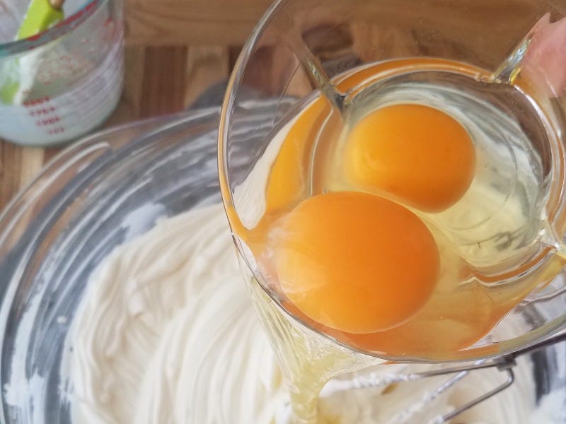 huevos cascados