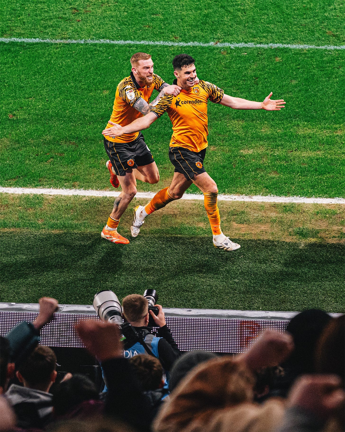 John Egan and Oli McBurnie celebrating