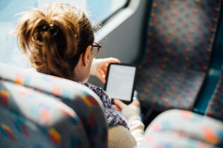 Lire dans les transports en commun