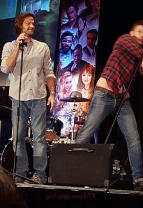 dallas_con_2015_phone_1026_WM