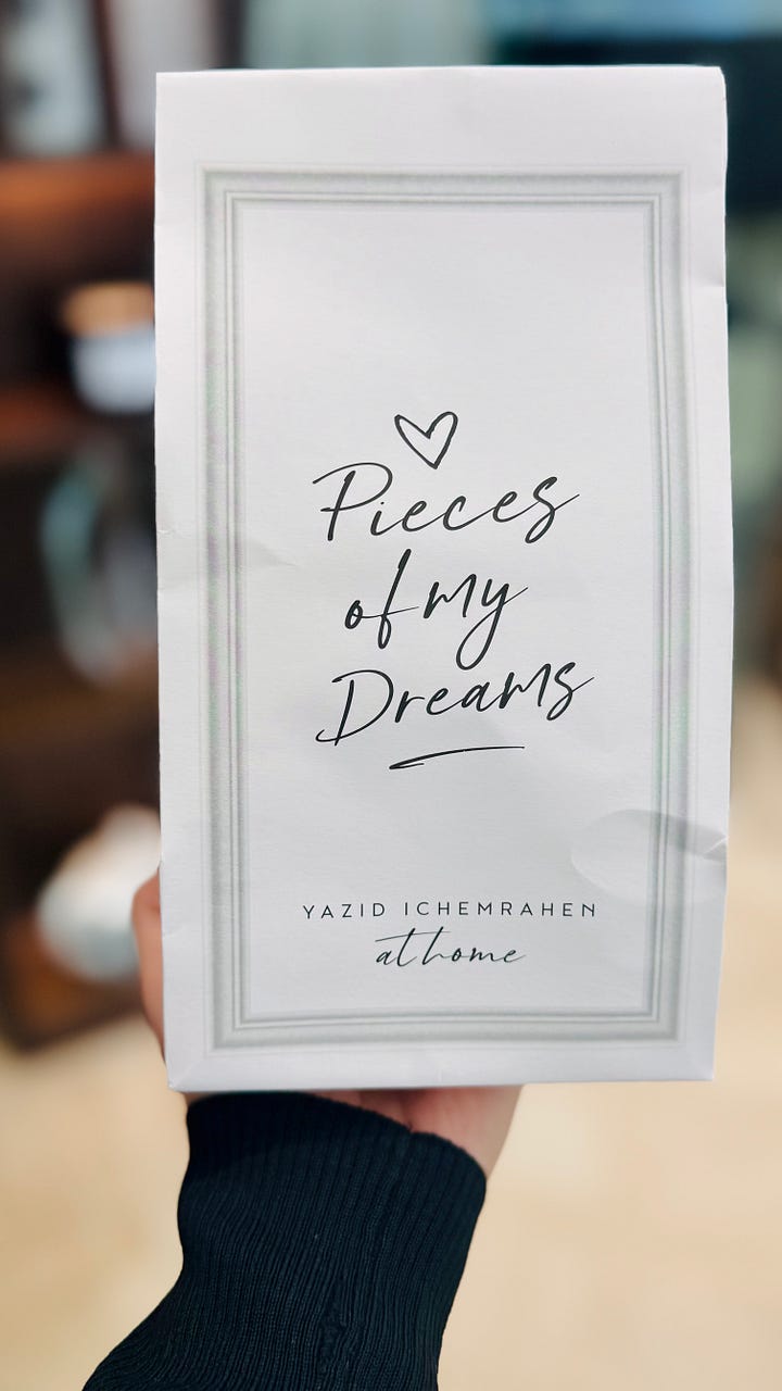 At Home - Foto ©elidechille