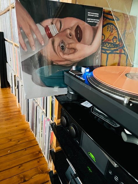 REVIEW: Dry Cleaning—Secret Love (2026)