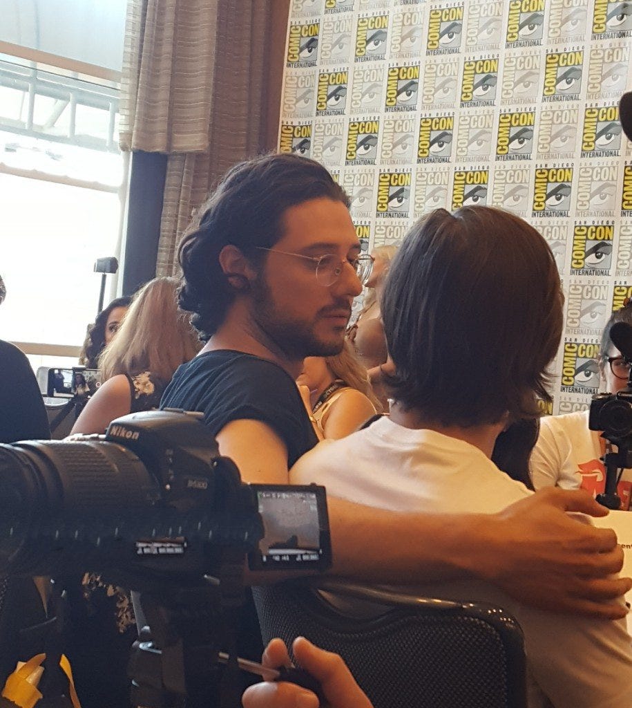 hale appleman holding jason ralph for movie tv tech geeks magicians interview hale appleman holding jason ralph for movie tv tech geeks magicians interview