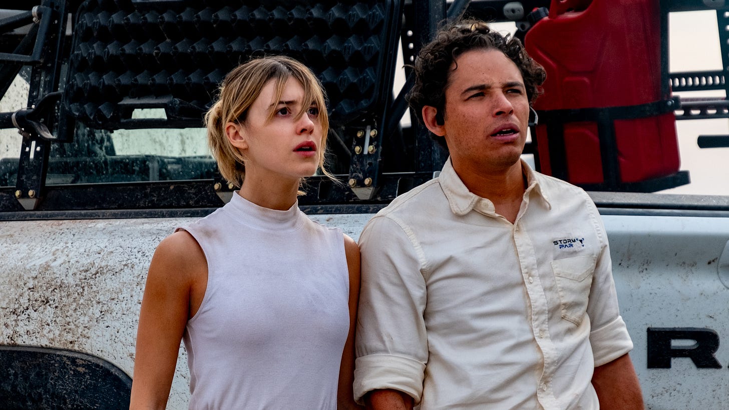 Daisy Edgar-Jones and Anthony Ramos in Twisters