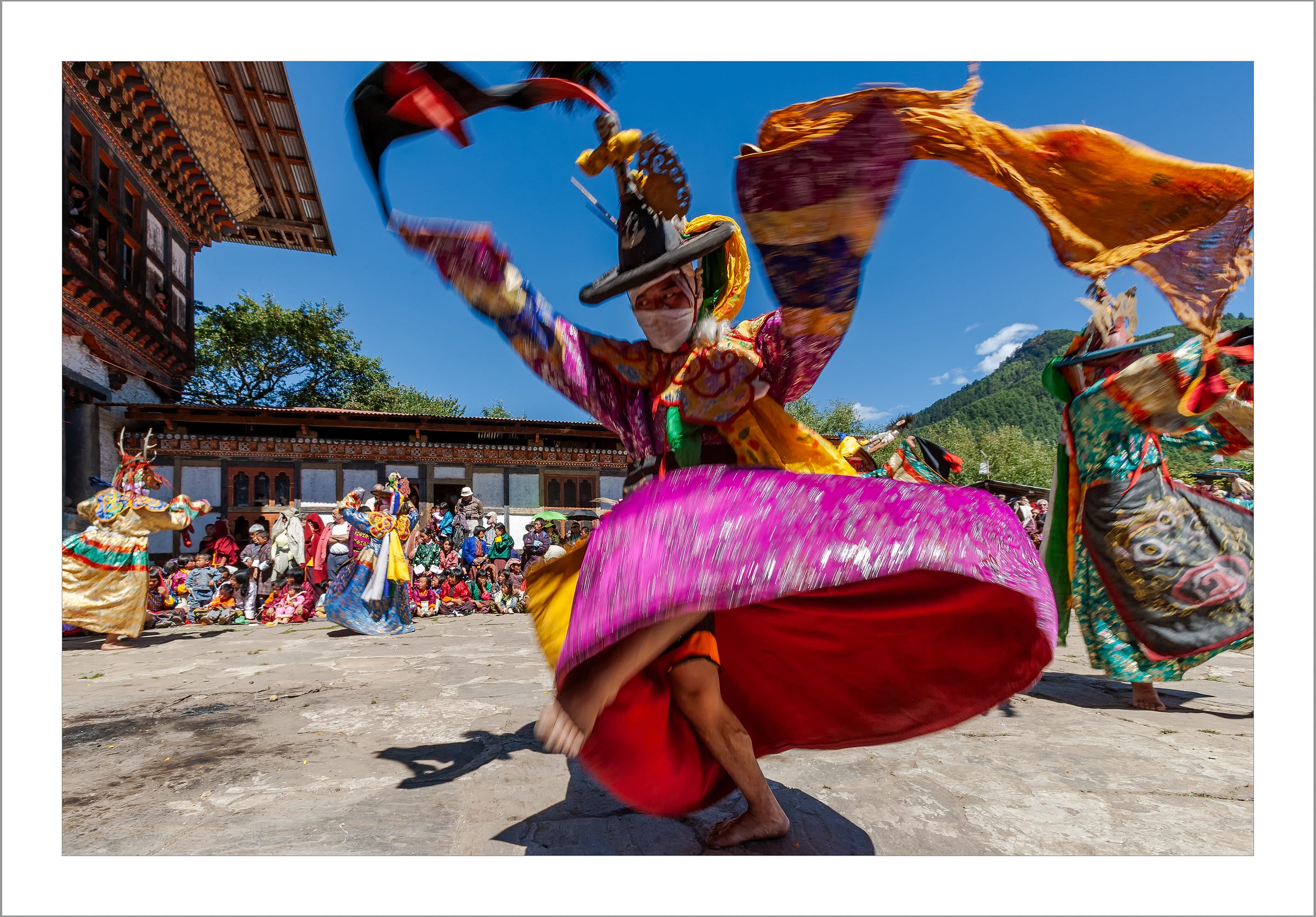 Thangbi Goemba, Bhutan. 1/60, ƒ/11, ISO 50, 16mm. © Gavin Gough