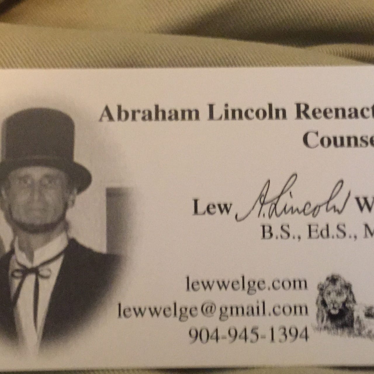 Creative Activist Naturalist Truther Organizer Reader’s Word