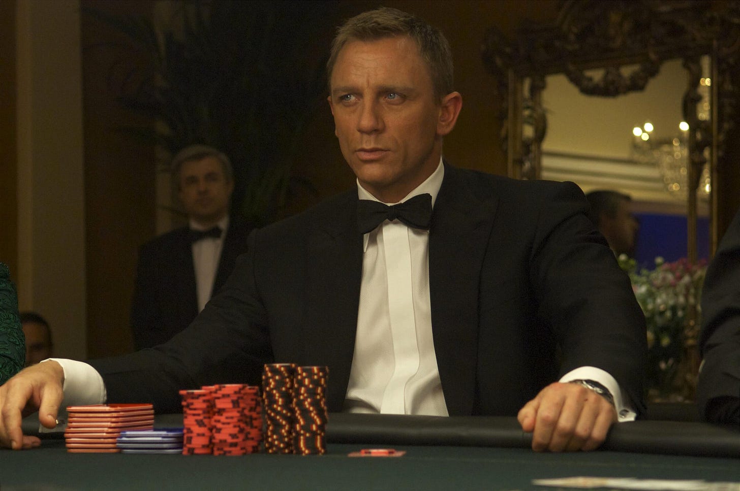 Is James Bond The Complete Cards Player? - STARBURST Magazine