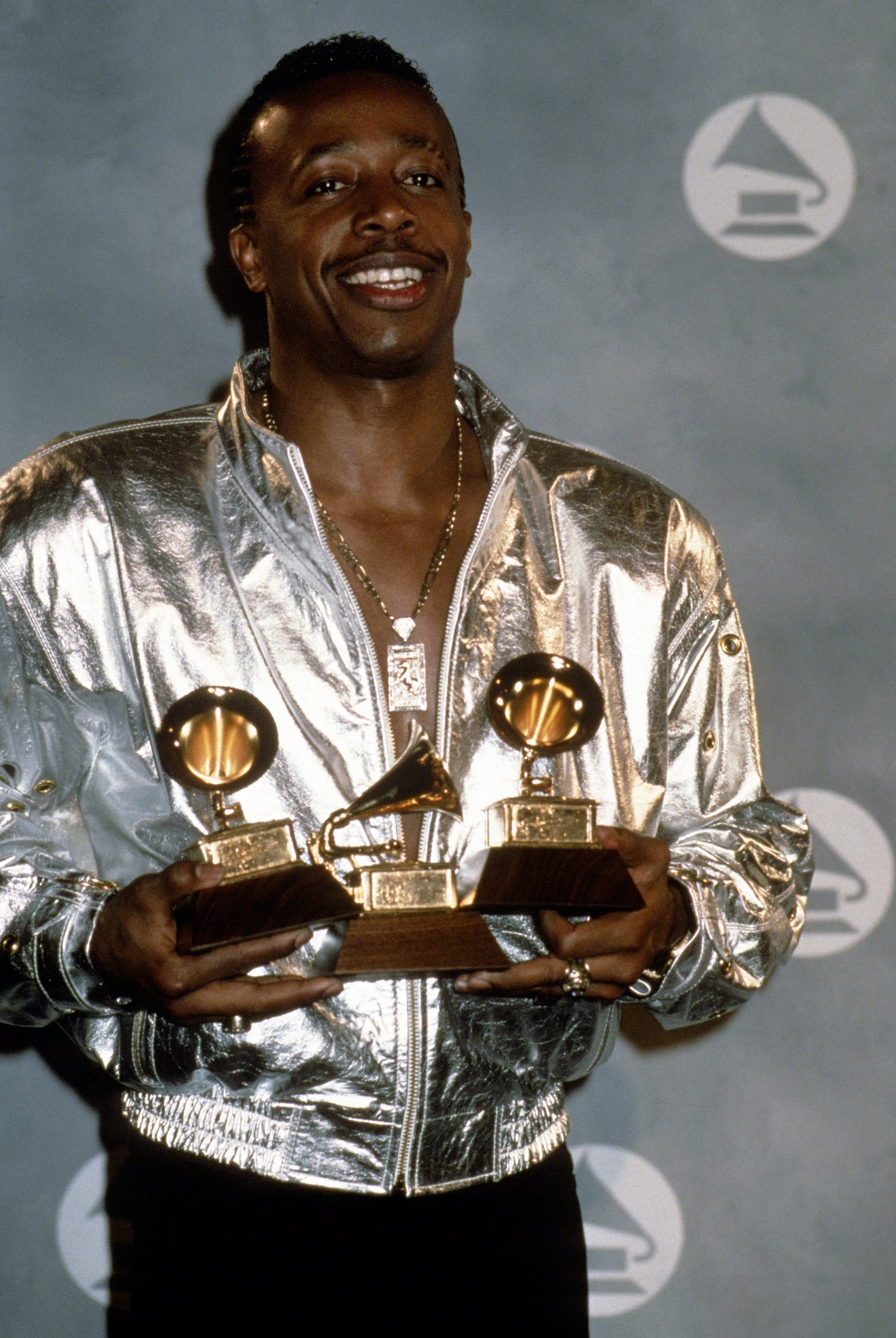 Recording Academy / GRAMMYs على X: ".@MCHammer earned his three #GRAMMYs at  the 33rd GRAMMY Awards in 1991. 🎵 Best Rhythm & Blues Song: "U Can't Touch  This" 🎵 Best Rap Performance: "