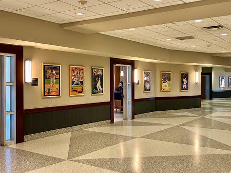 buffet, suites, posters