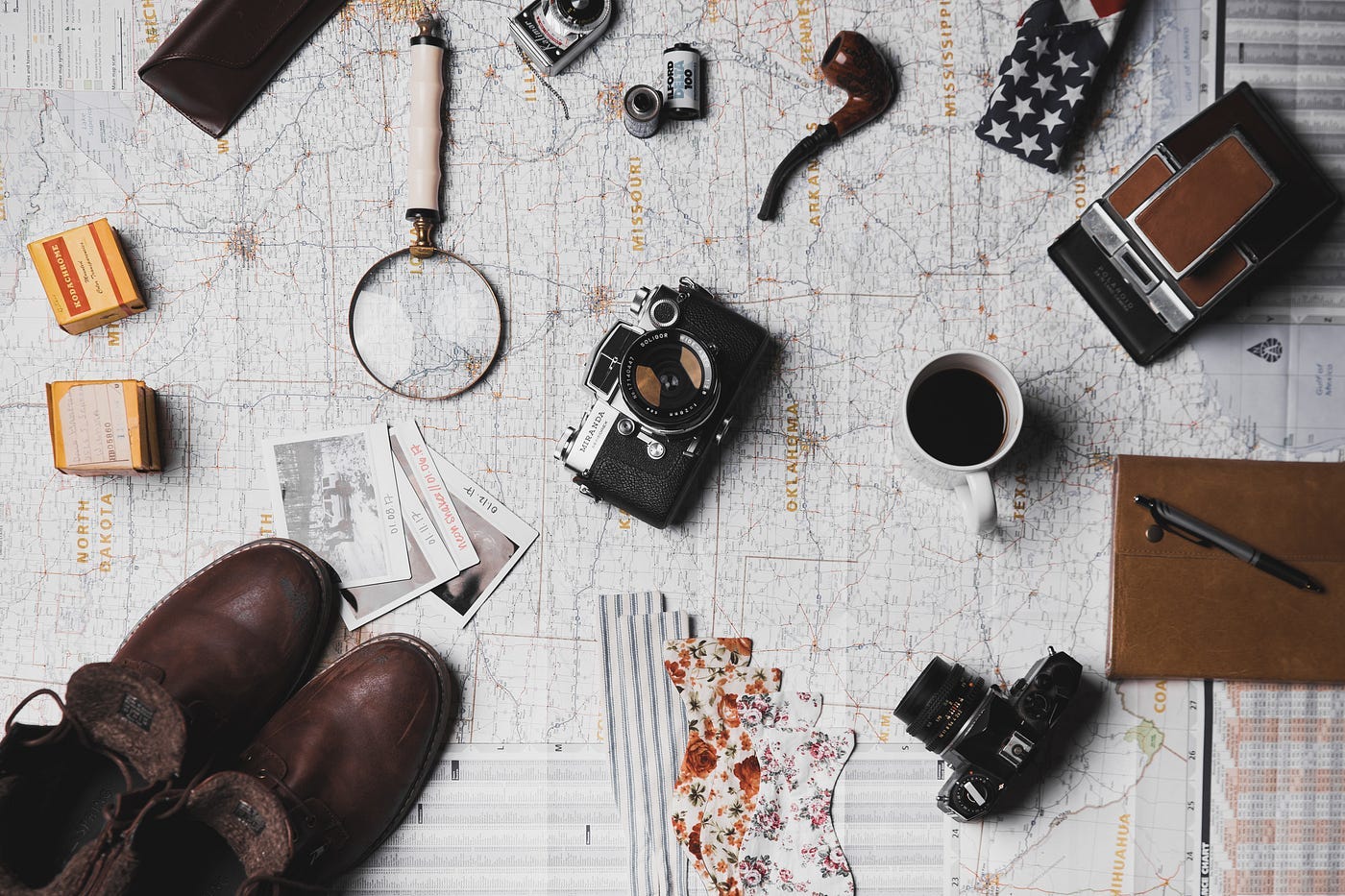 Plotless stories? The How matters more than the What | by Carmen Paczka |  Readingtopia | Medium