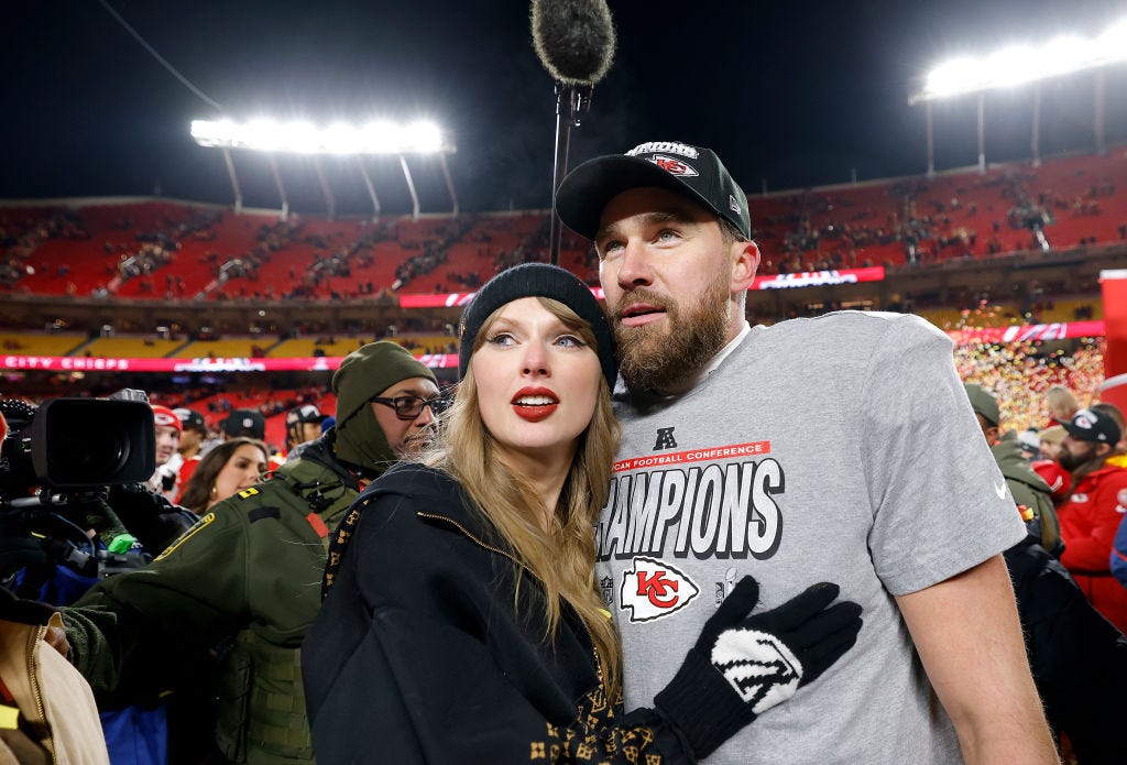 I Planned JFK Jr.’s Secret Wedding. Here’s How Taylor and Travis Could Pull It Off. 