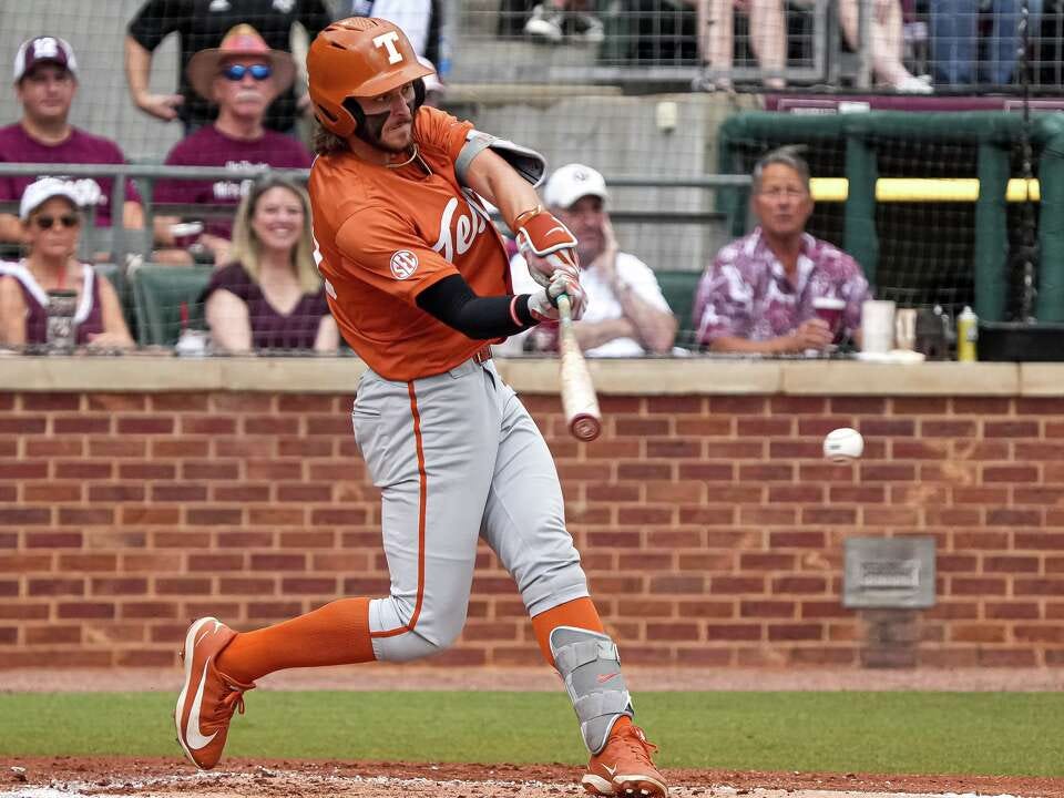 Texas OF Aiden Robbins ranks among SEC's top hitters this season Texas OF Aiden Robbins ranks among SEC's top hitters this season