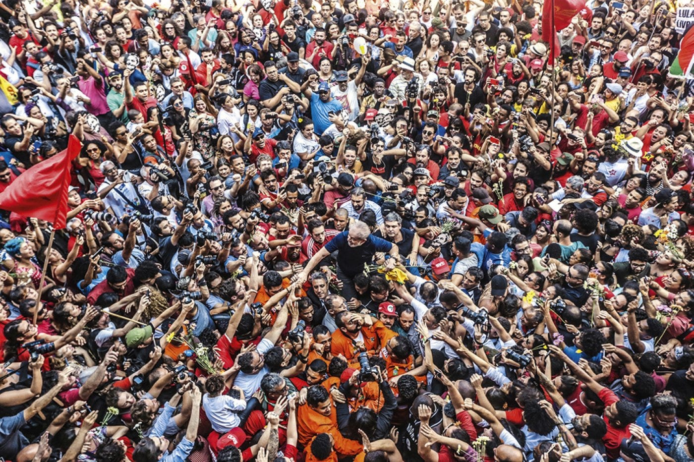 Bazar Lula Livre vai financiar ações em defesa do ex-presidente
