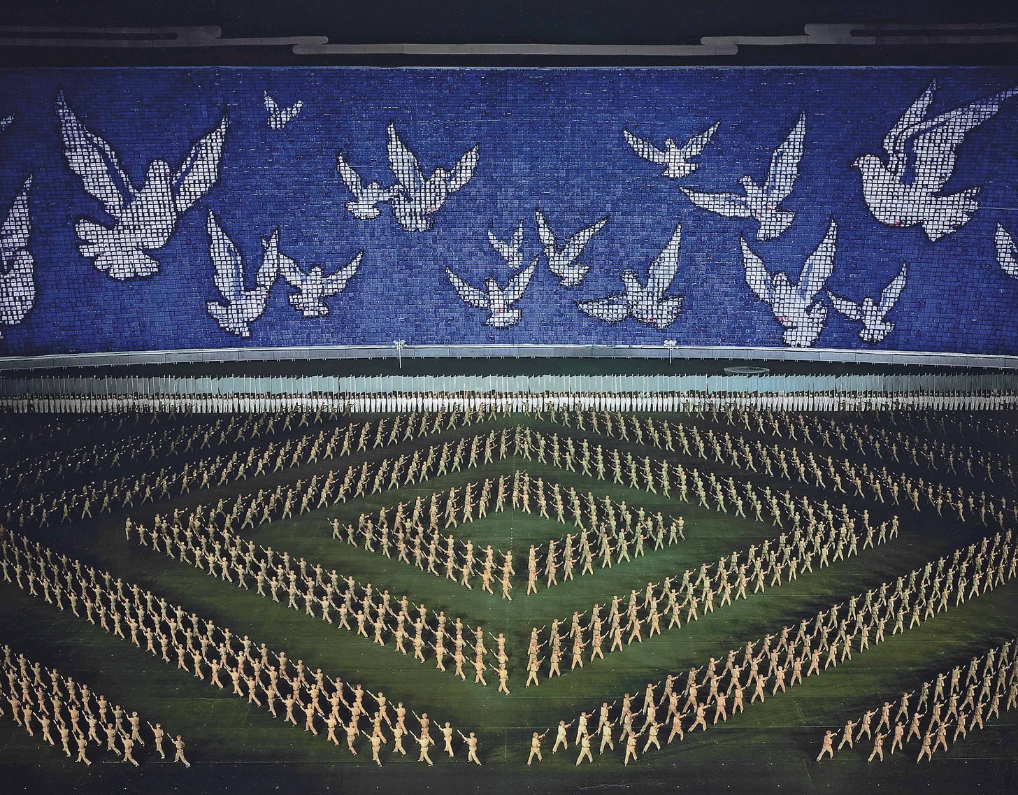 Andreas Gursky's sensational photos of North Korea's mass games