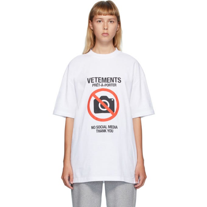 VETEMENTS White Anti-Social T-Shirt Vetements VETEMENTS White Anti-Social T-Shirt Vetements
