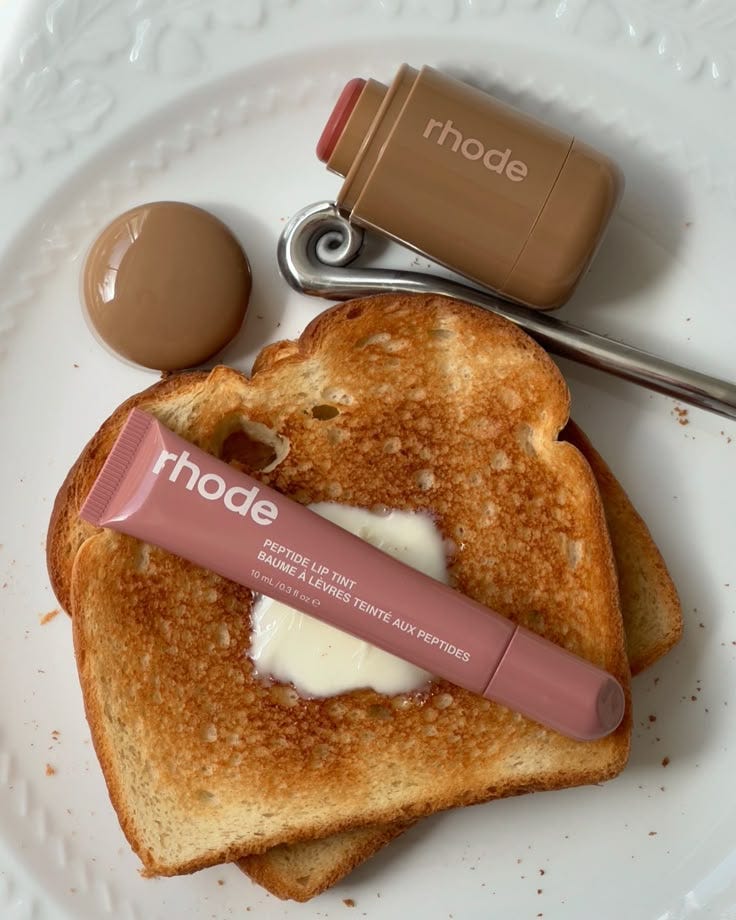 rhode color story 🍞🥐🤎 #rhodeskin #pinterestaesthetic #pinterestgirl  #viralbeauty #aesthetics #itgirlaesthetic #itgirl #thatgirlaesthetic  #flatlaystyle #ootd #outfitoftheday #dessertlover #croissant