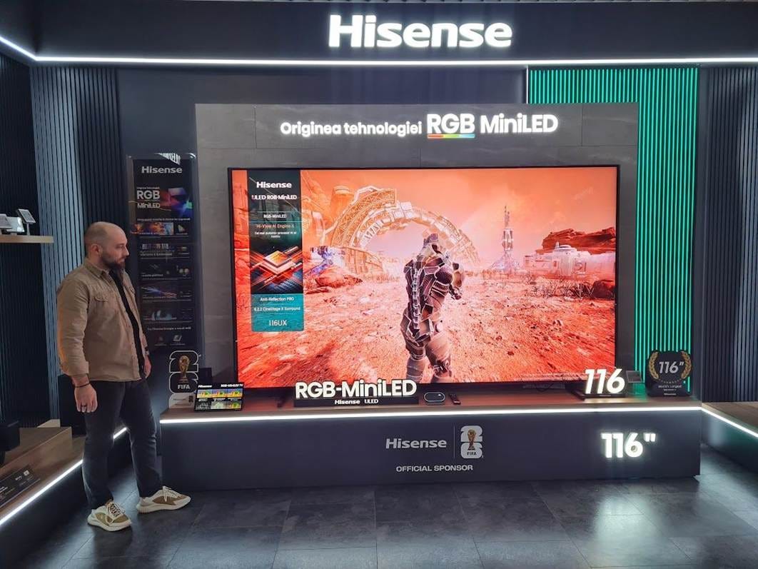 O imagine care conține text, Dispozitiv de afișare, îmbrăcăminte, media
Conținutul generat de inteligența artificială poate fi incorect. O imagine care conține text, Dispozitiv de afișare, îmbrăcăminte, media
Conținutul generat de inteligența artificială poate fi incorect.