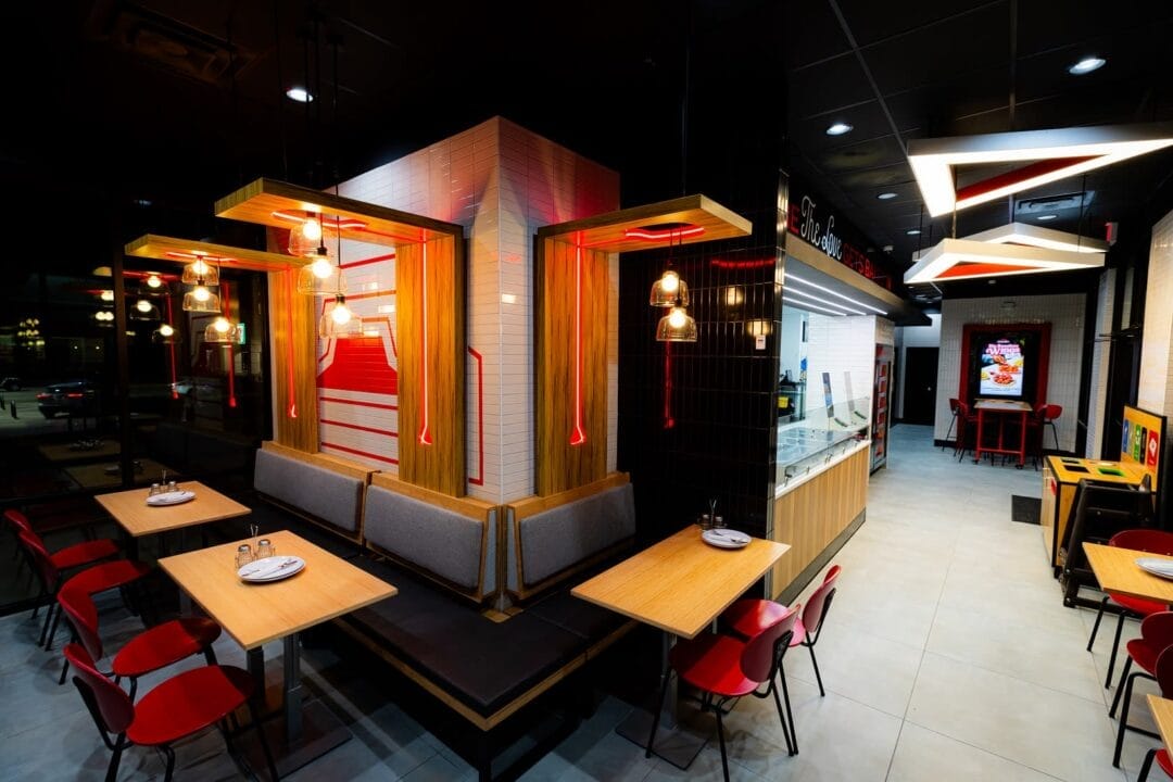 Pizza Hut revamps with new design, drive-thru, and touchscreen kiosks -  Indianapolis News | Indiana Weather | Indiana Traffic | WISH-TV |