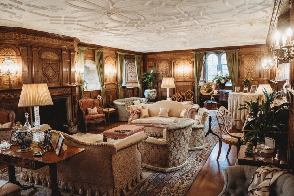 Hever Castle Photos: Anne Boleyn's Childhood Bedroom