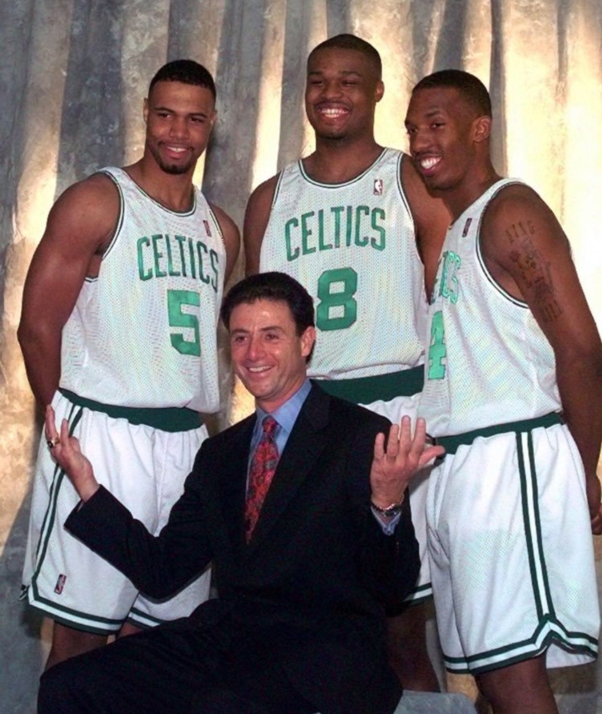 Timeless Sports on X: "(1997) Classic photo of Ron Mercer, Antoine Walker,  Chauncey Billups, and Coach Rick Pitino on the Celtics!  https://t.co/2Qvs4cZuSC" / X