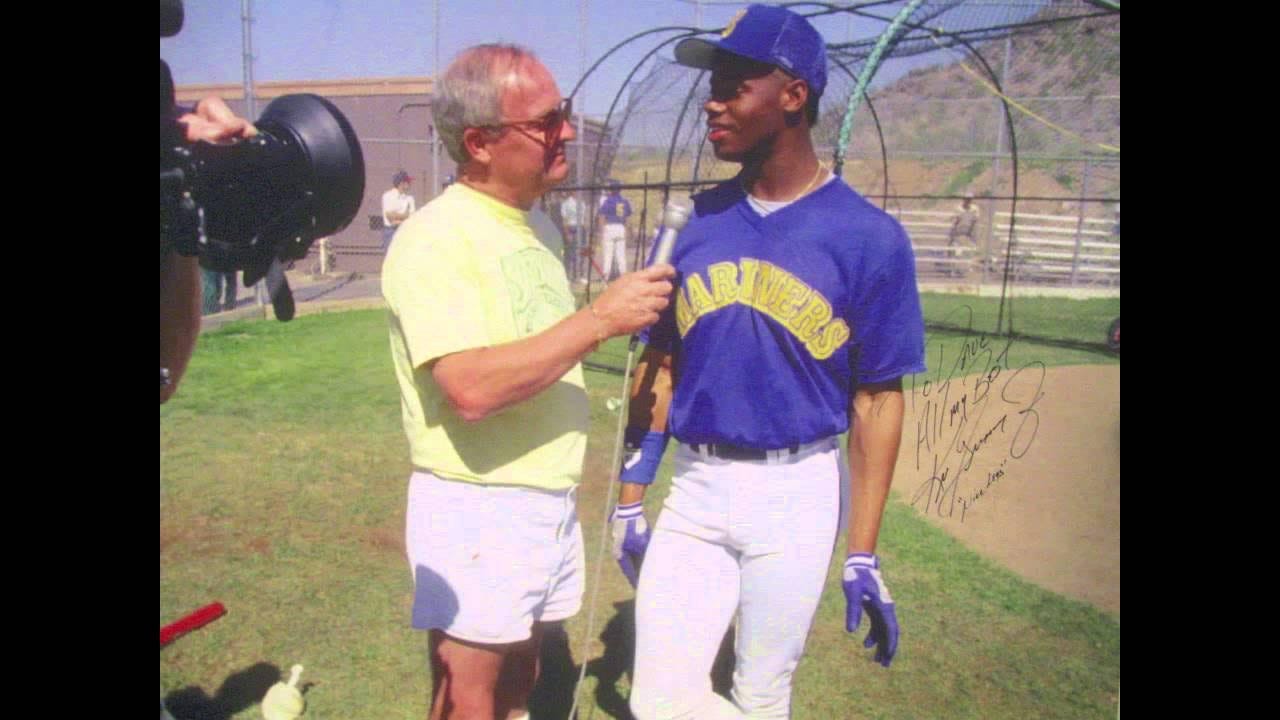 Dave Niehaus on Ken Griffey, Jr. - 6/3/2010 (day after Griffey retired) - YouTube