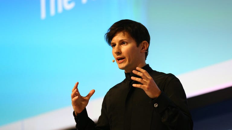 Letartóztatta a francia rendőrség a Telegram alapítóját, Pavel Durovot Párizsba érkezésekor