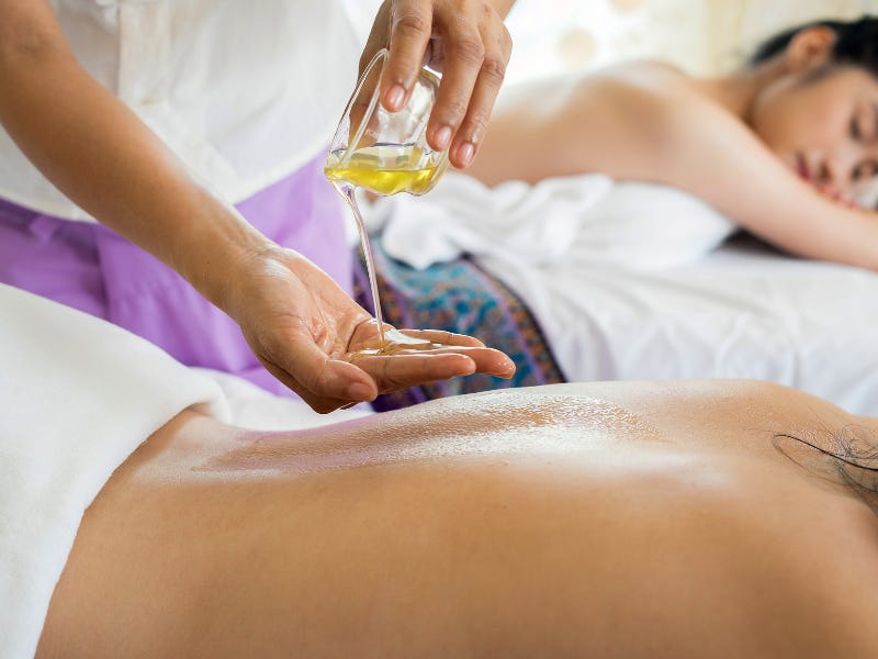 prenatal massage