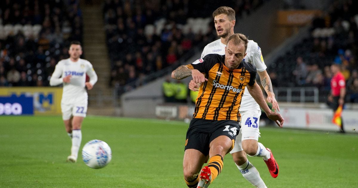 Kamil Grosicki of Hull City crosses the ball against Leeds United Kamil Grosicki of Hull City crosses the ball against Leeds United