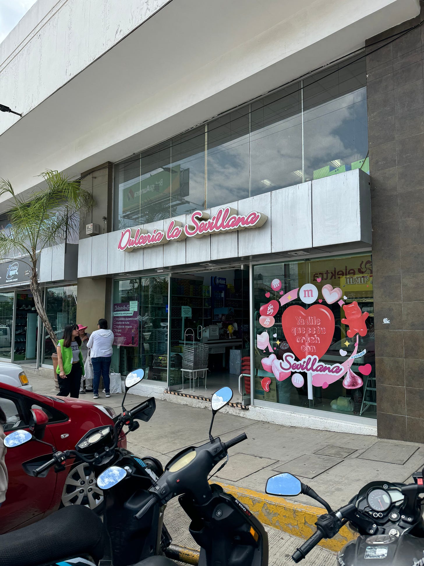 The outside of a candy shop called Dulcería de Sevillano.