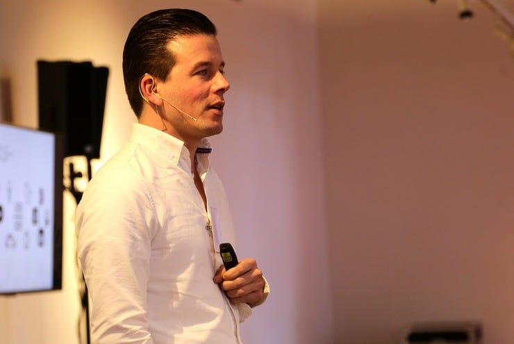 Jarno Duursma Info@jarnoduursma.nl T:0616074953