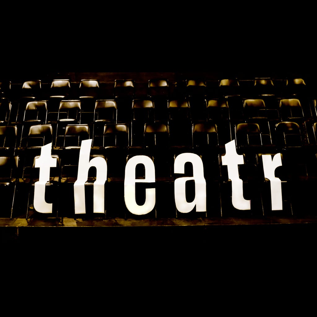 Theatr's Newsletter