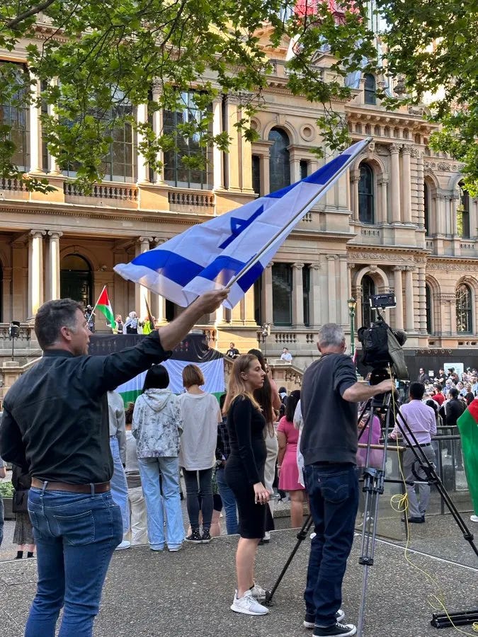 dea6cd10-b7c0-493b-b63a-42c057949d32_675x900.jpeg.webp dea6cd10-b7c0-493b-b63a-42c057949d32_675x900.jpeg.webp