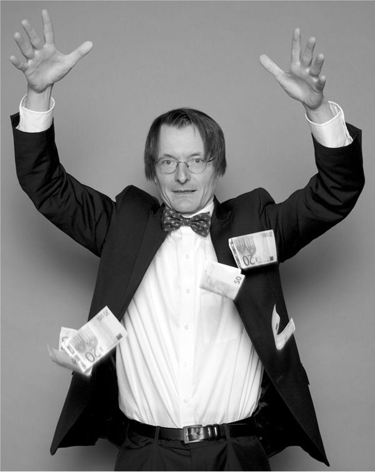 Karl Lauterbach im Foto-Interview - SZ Magazin Karl Lauterbach im Foto-Interview - SZ Magazin