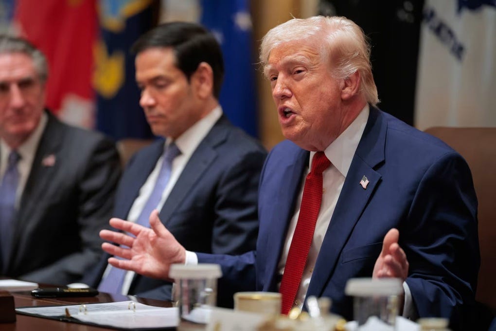 Mỹ hoãn tấn công hạ tầng năng lượng Iran thêm 10 ngày - 1 Mỹ hoãn tấn công hạ tầng năng lượng Iran thêm 10 ngày - 1