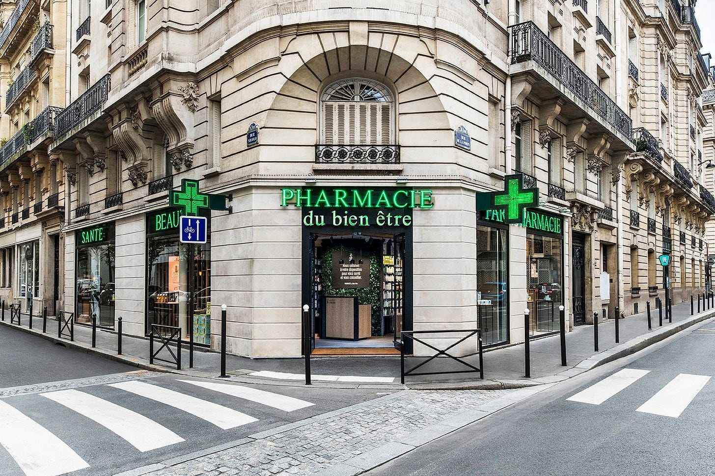 Late Night Pharmacies in Paris - Medinaction