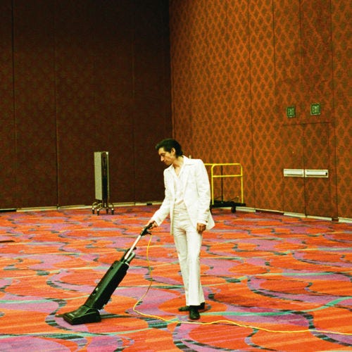 Arctic Monkeys - Tranquility Base Hotel & Casino: lyrics and songs | Deezer