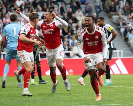 Gabriel Magalhães stuns Newcastle with last-gasp comeback winner for Arsenal  | Premier League | The Guardian