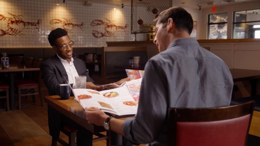 Red Lobster turns to 35-year-old CEO to turn around seafood chain |  Business | abc12.com