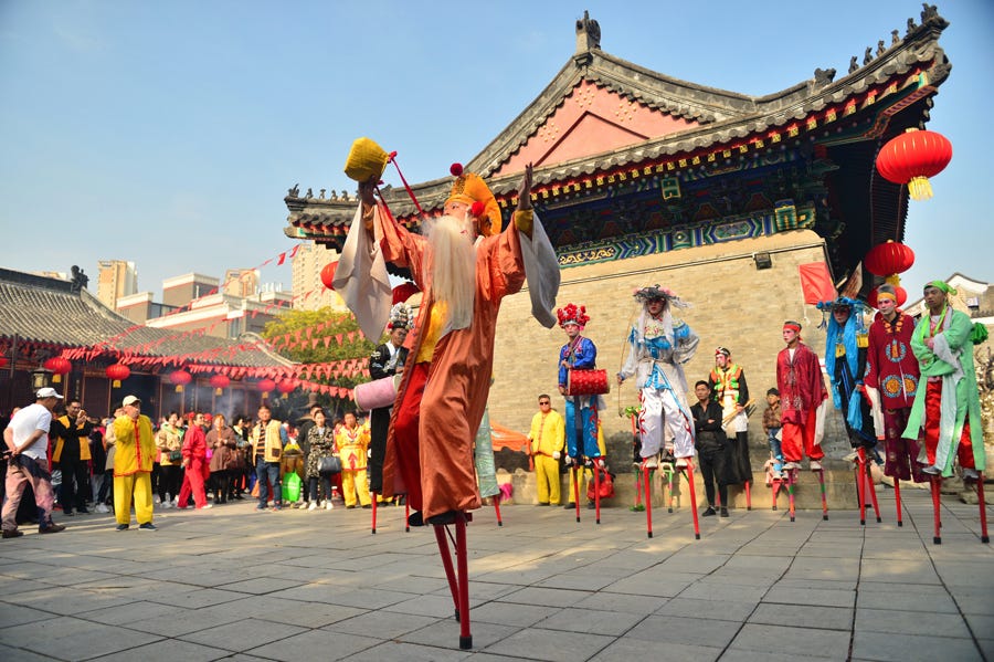 How people celebrate Double Ninth Festival in China