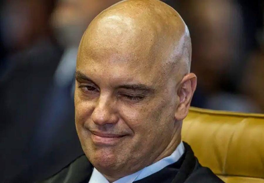 Homem de terno e gravata olhando para o lado

O conteúdo gerado por IA pode estar incorreto.