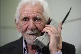 Martin Cooper, cellphones' inventor ...