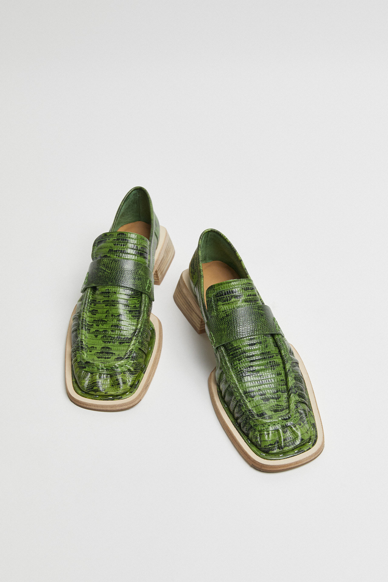 Airi Green Loafers | Miista Europe | Made in Spain