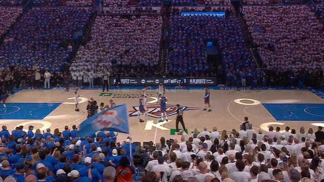 OKC crowd never disappoints : r/Thunder