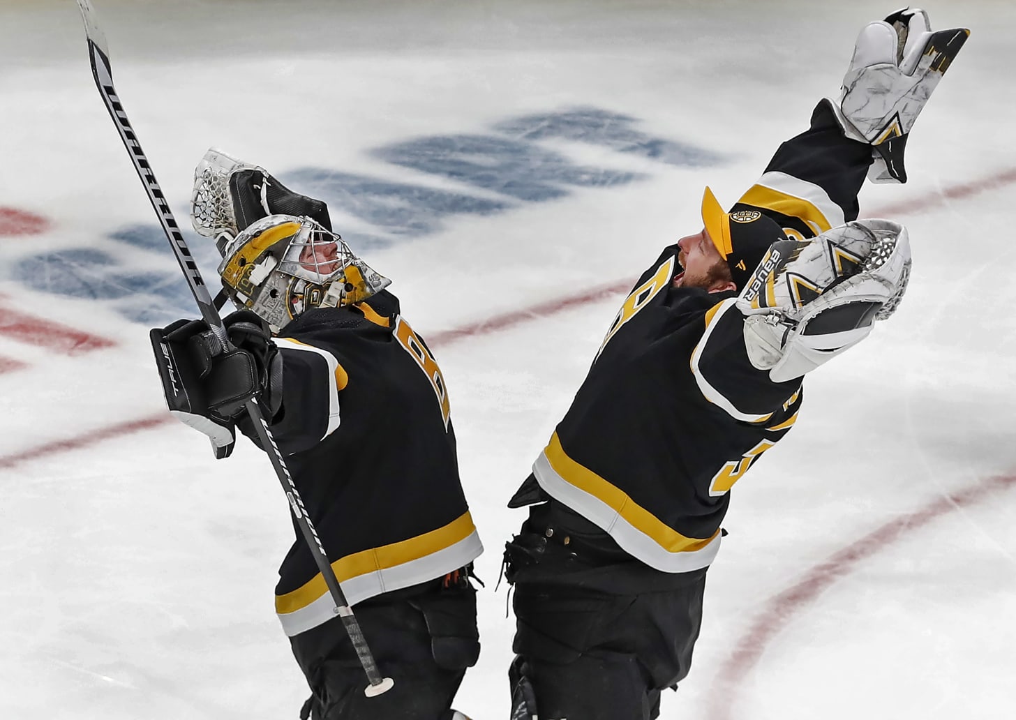 Hugging it out: It's not an act with Jeremy Swayman and Linus Ullmark - The  Boston Globe