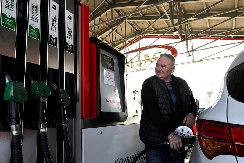 Slovakia allows stations to set higher diesel prices for foreigners