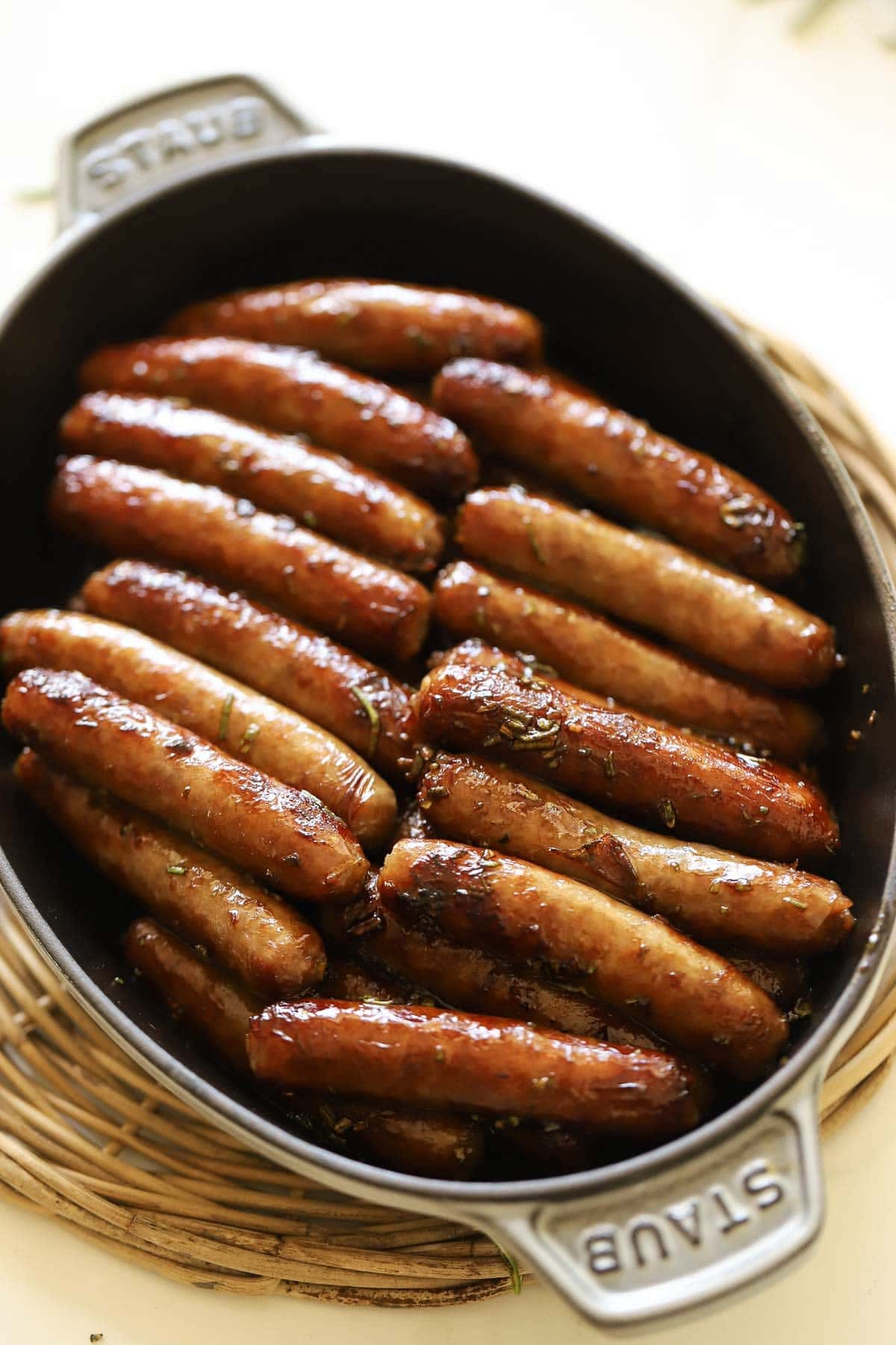 Maple Sausage in a Gratin Pan Maple Sausage in a Gratin Pan