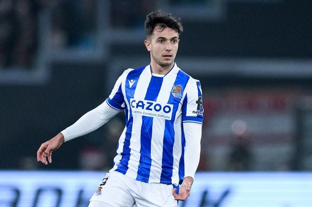Martin Zubimendi to Arsenal transfer: Real Sociedad claim, Deal 'close',  £53m price, Barcelona battle - football.london Martin Zubimendi to Arsenal transfer: Real Sociedad claim, Deal 'close',  £53m price, Barcelona battle - football.london