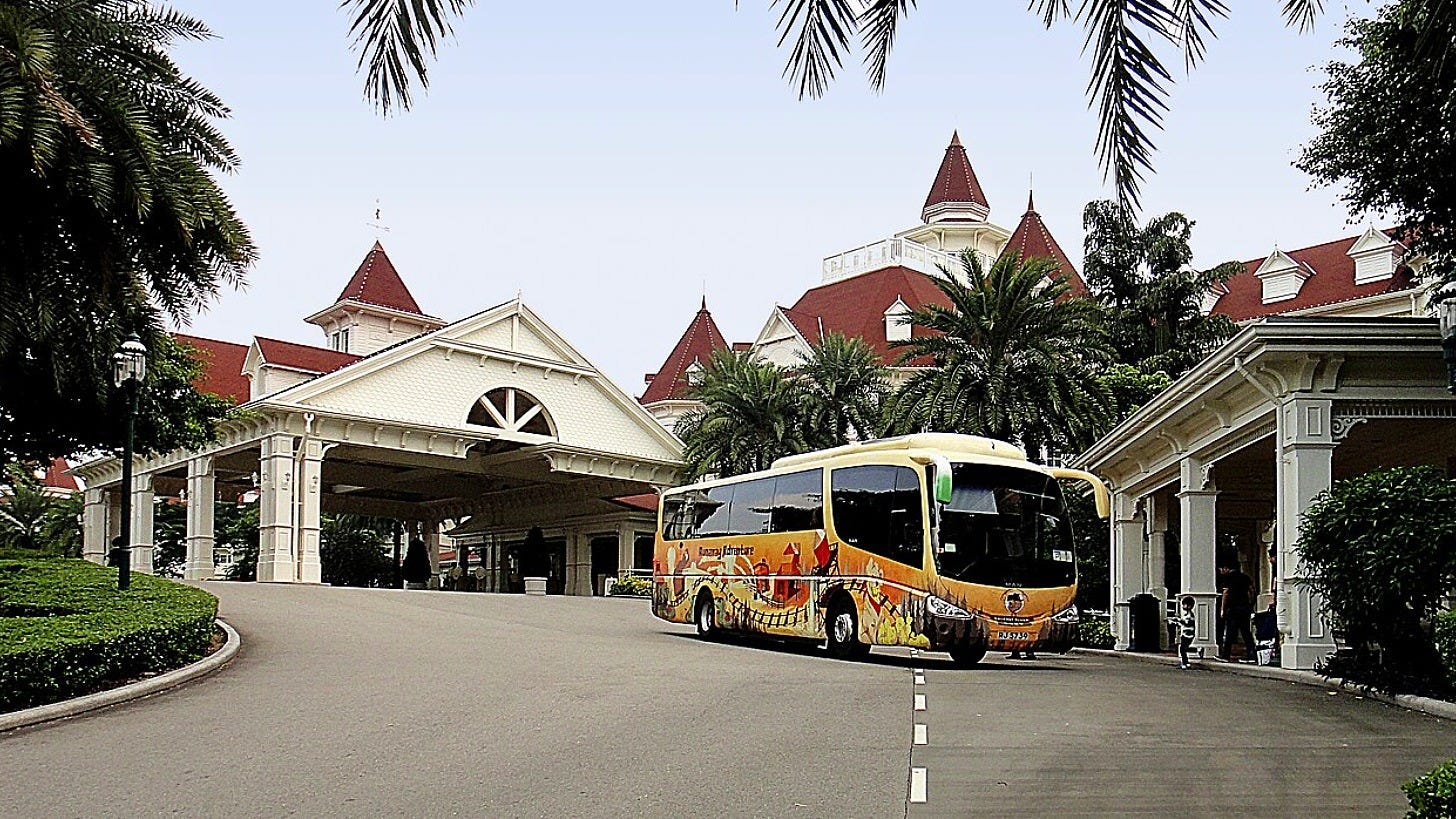 The Hong Kong Disneyland Hotel entrance. Image: HK Arun via Wikimedia Commons The Hong Kong Disneyland Hotel entrance. Image: HK Arun via Wikimedia Commons